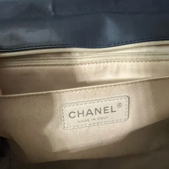 Chanel Business Flap Maxi Blue - Picture 7 of 10